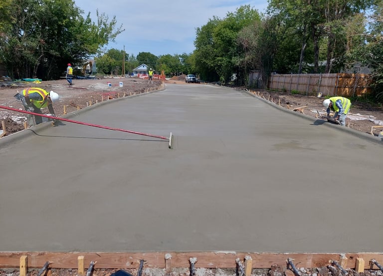 Large residential concrete driveway installed by APC in Central Texas